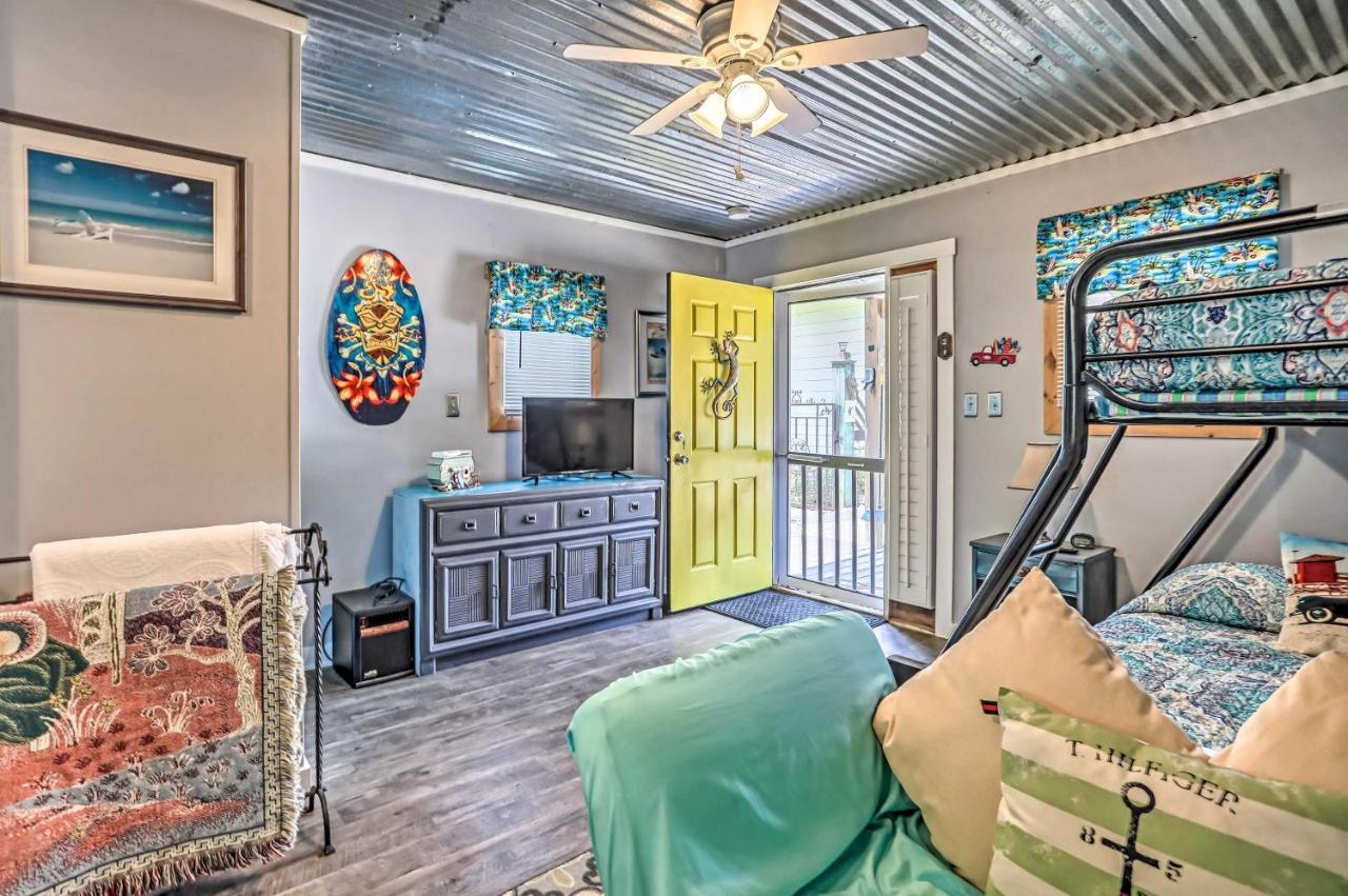 Ocean Isle Beach Studio 1 Mi To Downtown And Pier Exterior photo